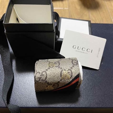 gucci ツイリー|white Gucci bag.